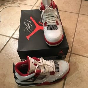 Men's Retro 4 | black white red size 8